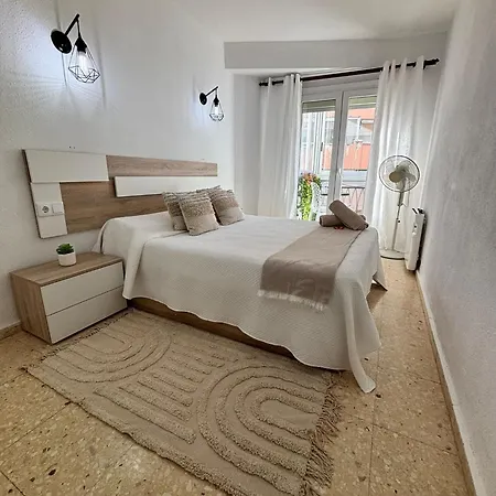 Diyi House Апартаменти *