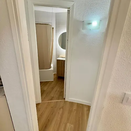 Diyi House Апартаменти