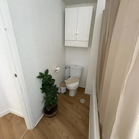 Апартаменти Diyi House *